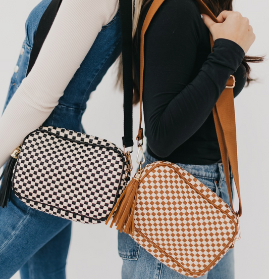 Woven Willow Camera Crossbody (Pretty Simple)