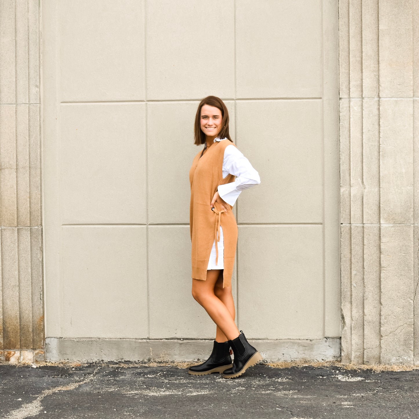 Tan Sweater/Shirt Dress (Elan)