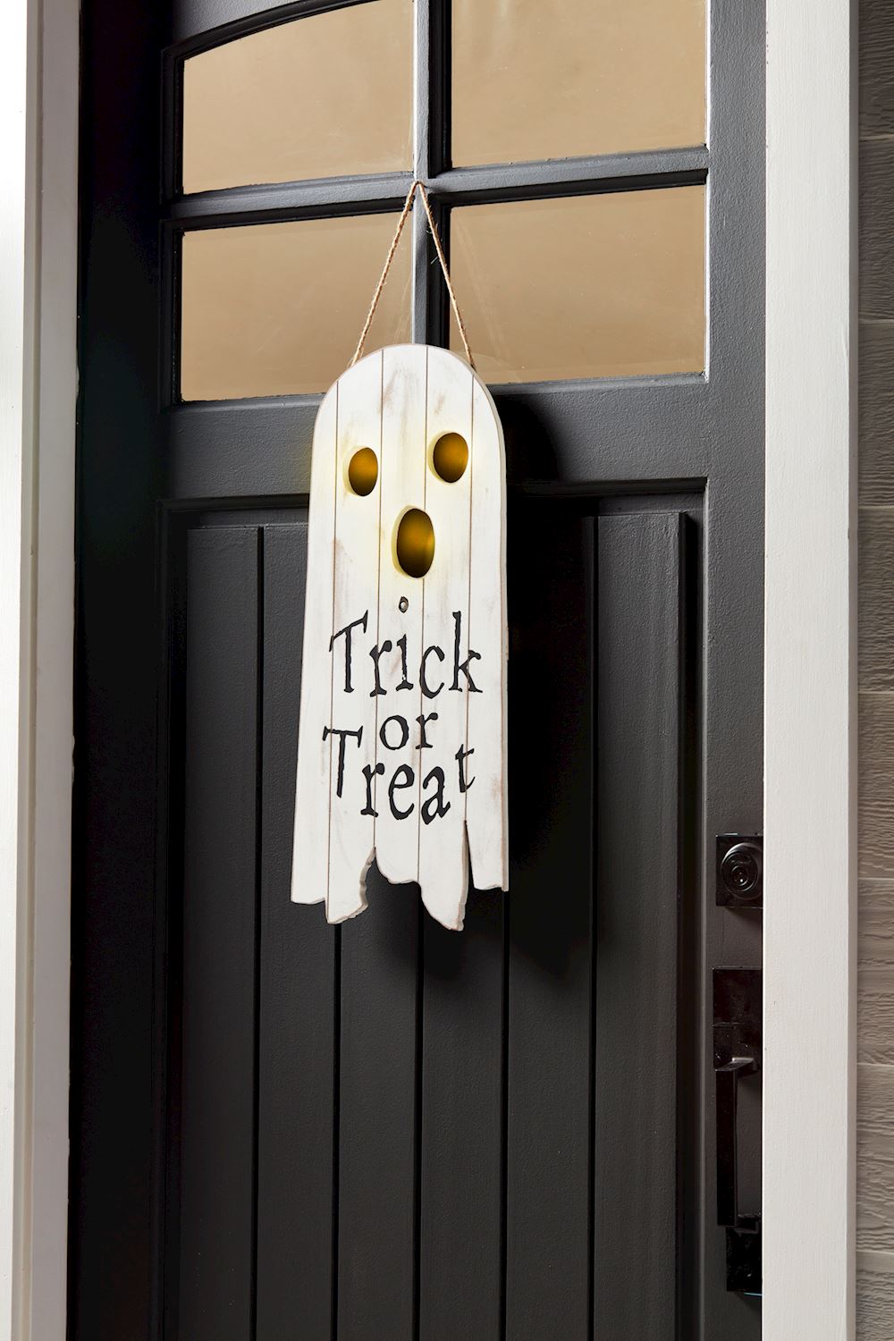 Ghost Light-Up Door Hanger