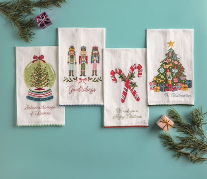 Holiday Pom Trim Towels