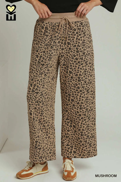 Leopard Jacquard Straight Pants 27.5"