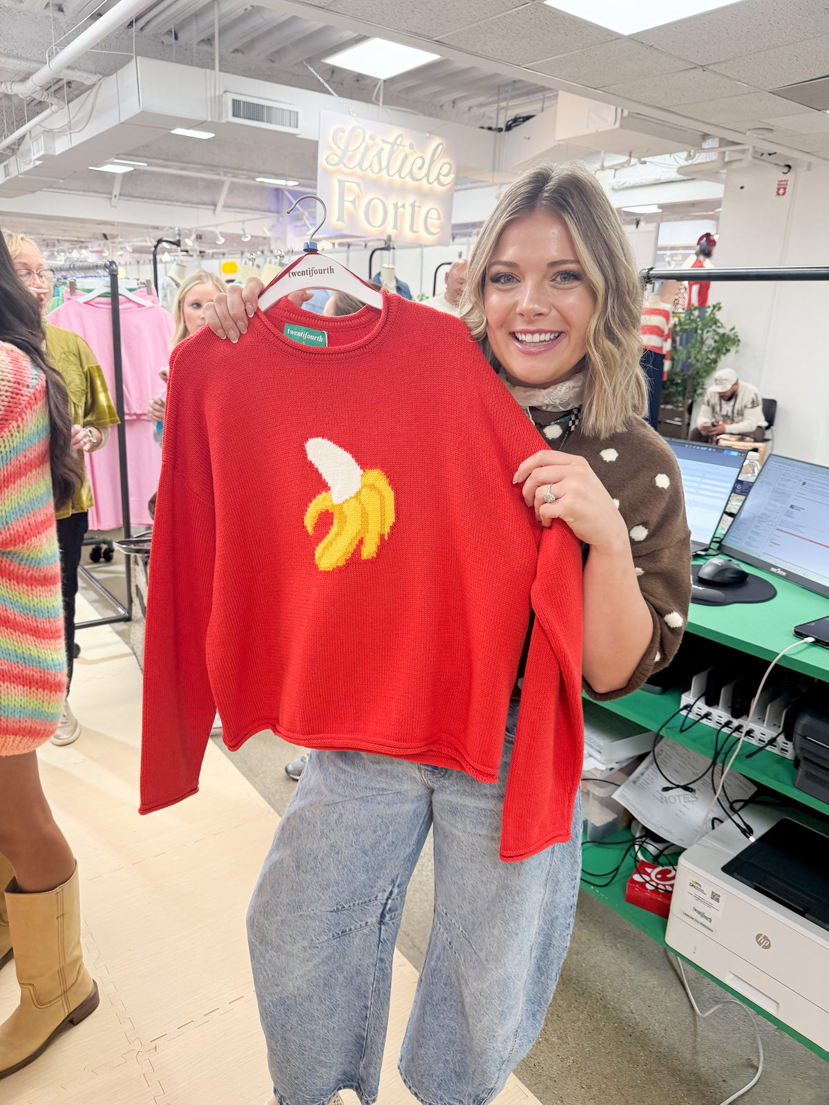 BANANA SWEATER (PRE-ORDER)