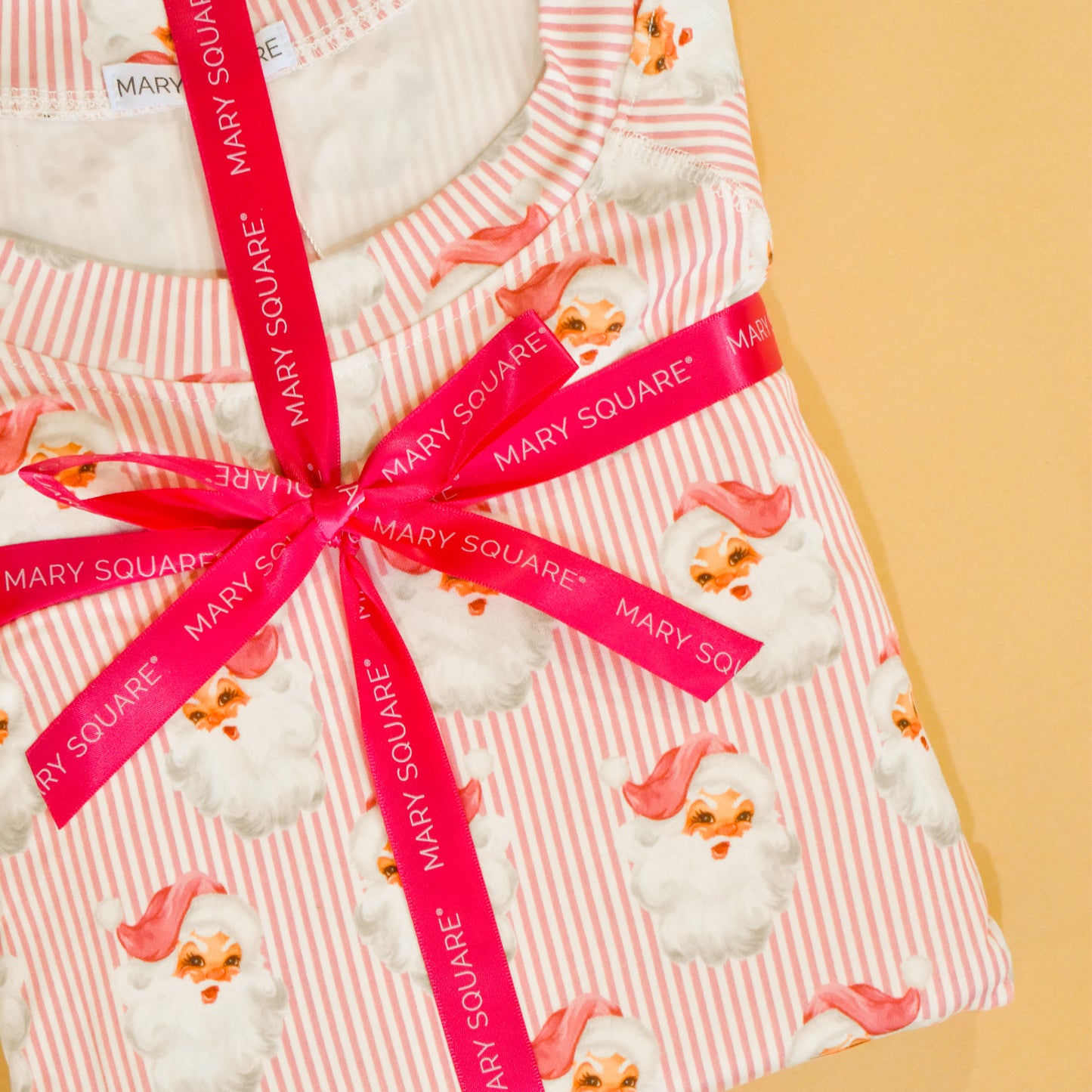 Santa Baby Annie PJ Set (Mary Sqaure)