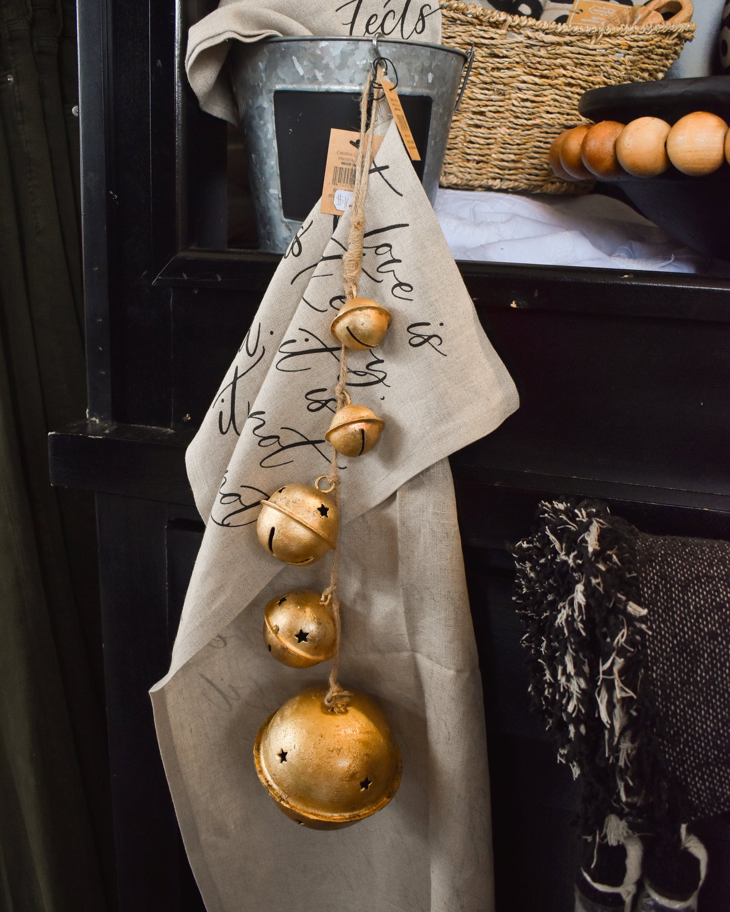 Antique Gold Hanging Metal Ball Cluster