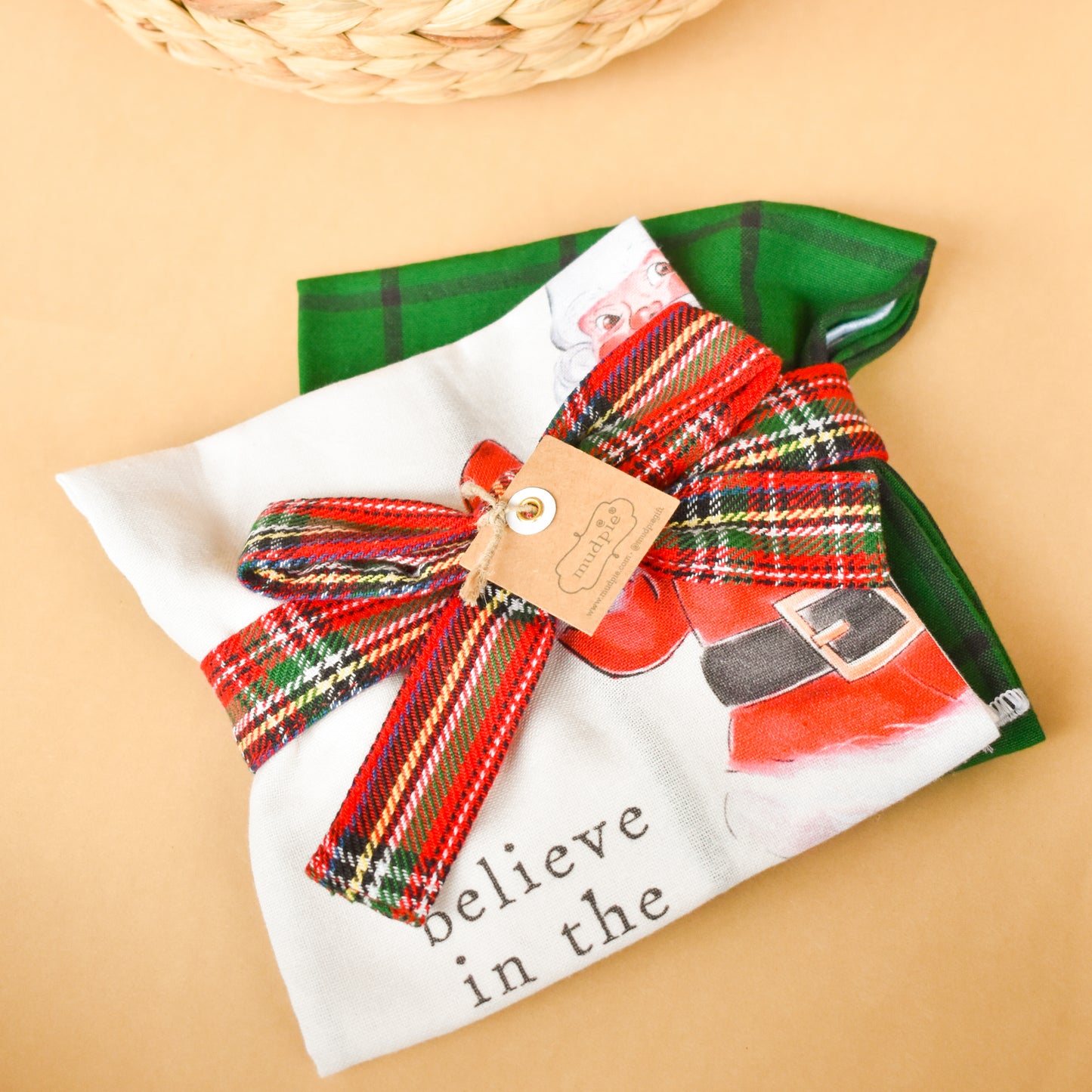 Classic Christmas Towel Sets (Mud Pie)