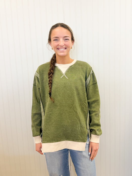 Vicki Pullover