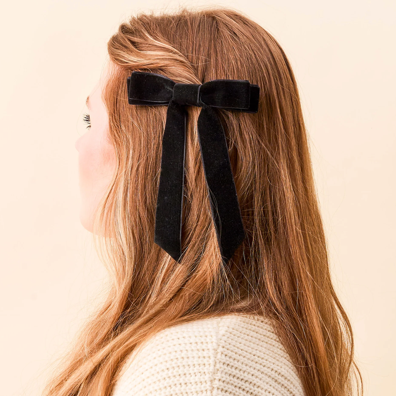 Velvet Hair Bow (the Darling Effect)