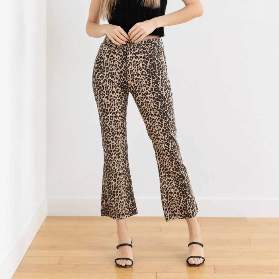 Leopard Tonal Crop Flare (Just Black)