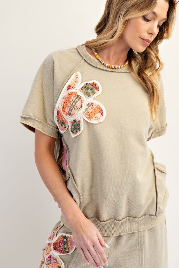 Olive SS Flower Patch Top (Easel)