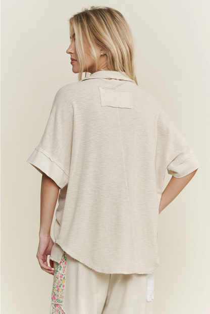 Natural Split V Collar Tee (J. Her)