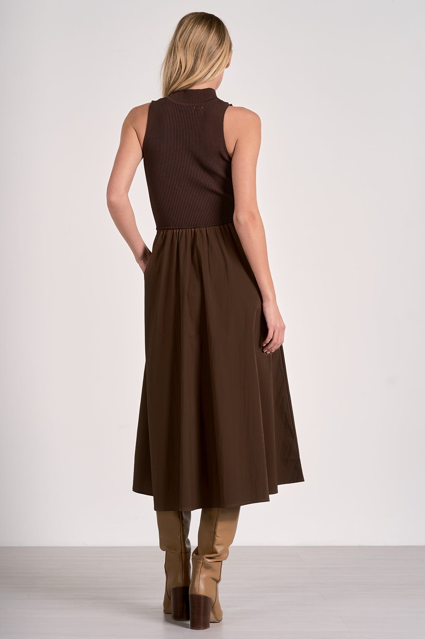 Carrie Sleeveless Maxi Dress